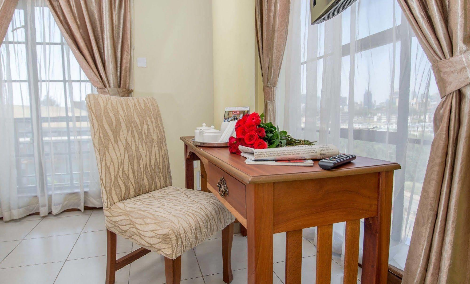 Mvuli Suites Найроби Экстерьер фото