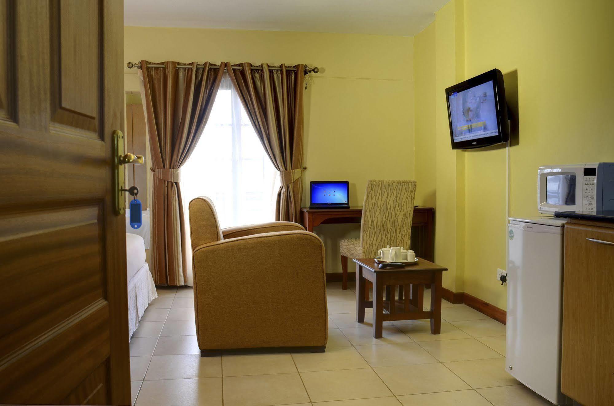 Mvuli Suites Найроби Экстерьер фото